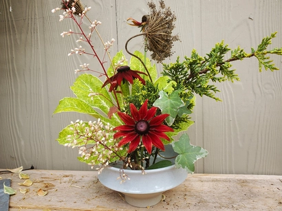 Holiday Ikebana Style Arrangement Workshop